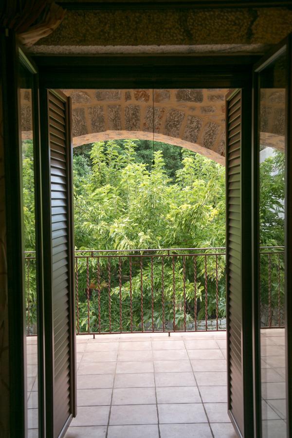 Sophia Limeni View Hotel Ареополис Екстериор снимка