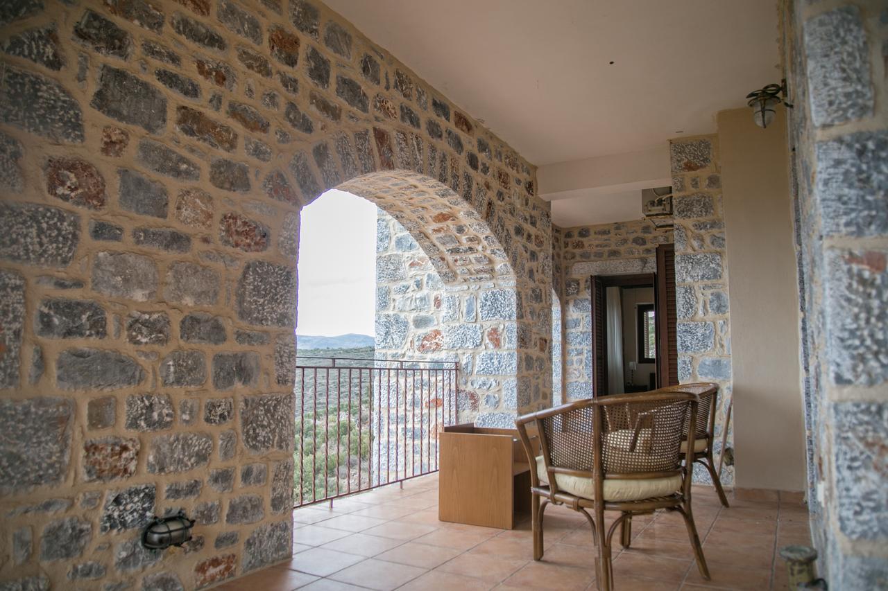 Sophia Limeni View Hotel Ареополис Екстериор снимка