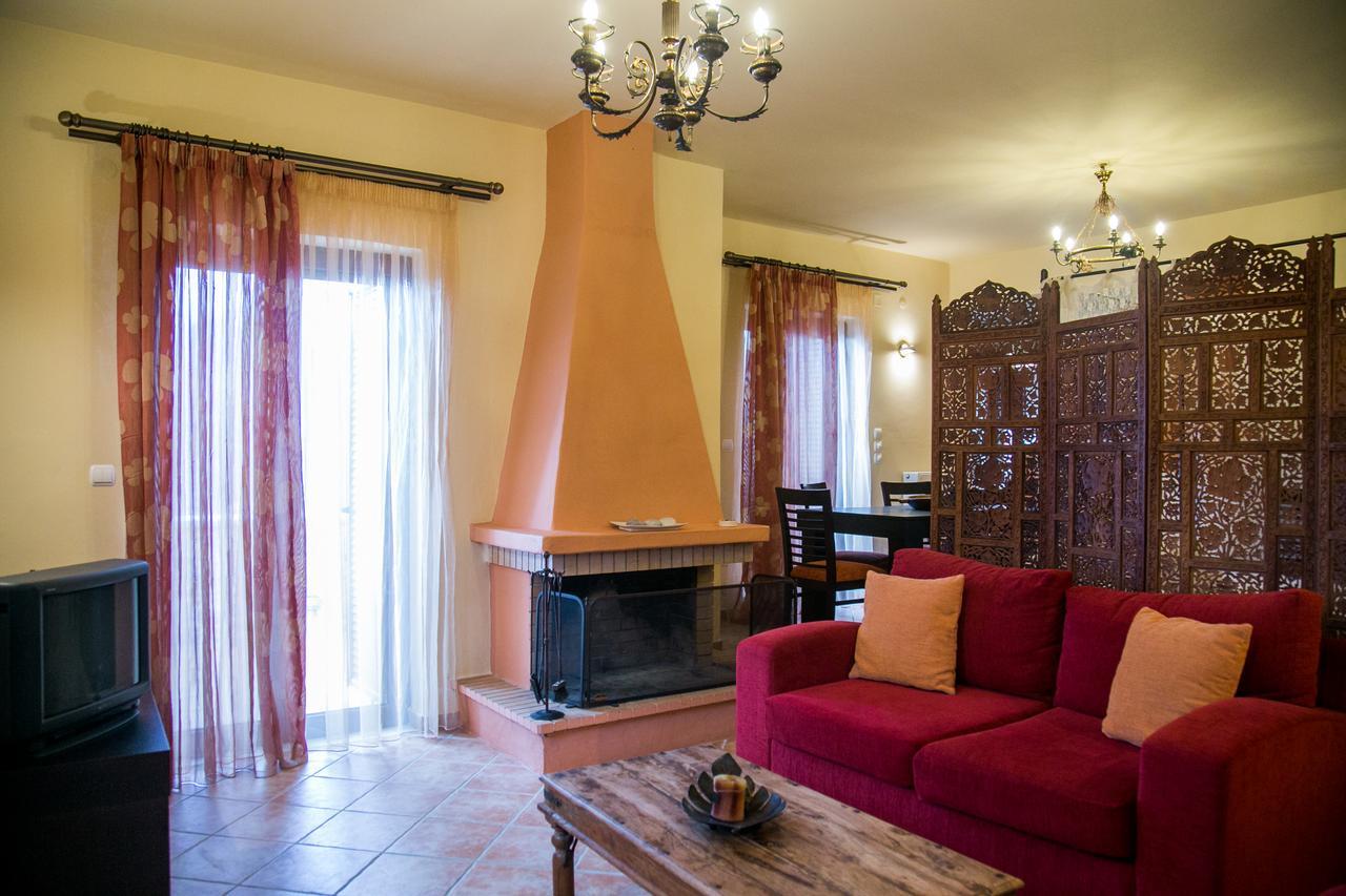 Sophia Limeni View Hotel Ареополис Екстериор снимка
