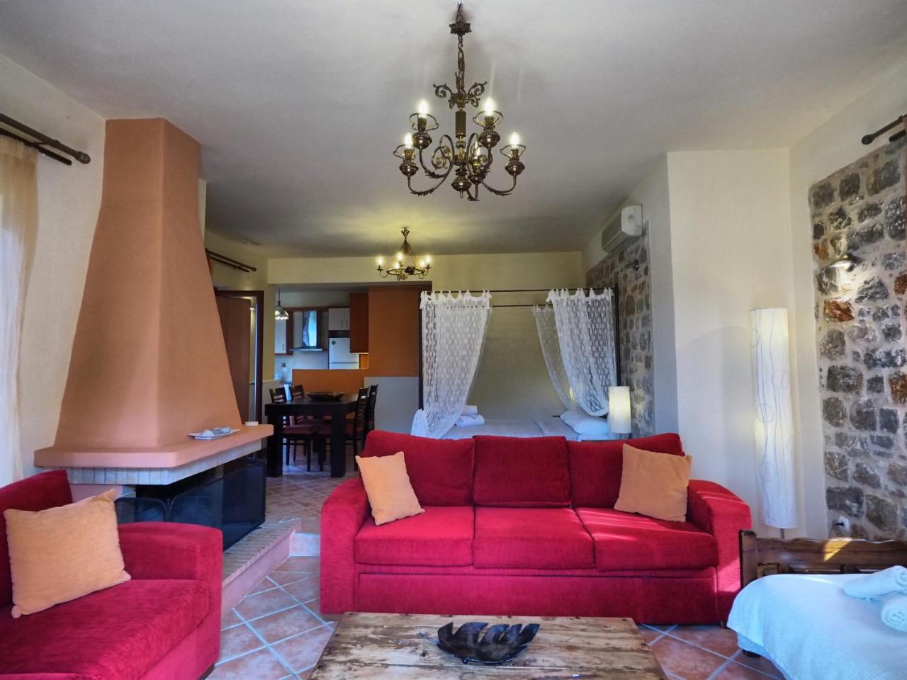 Sophia Limeni View Hotel Ареополис Екстериор снимка