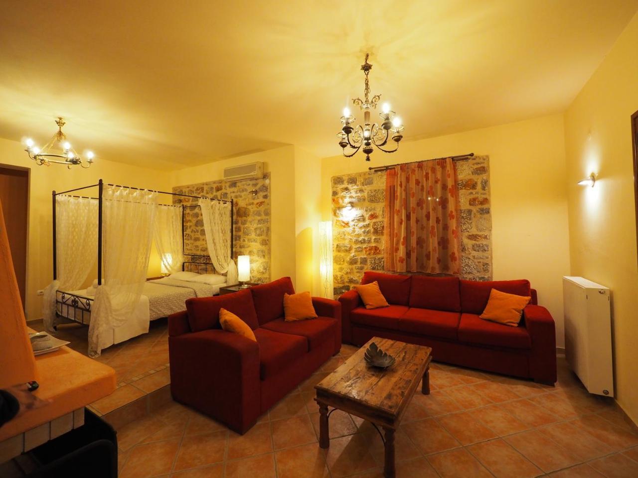 Sophia Limeni View Hotel Ареополис Екстериор снимка